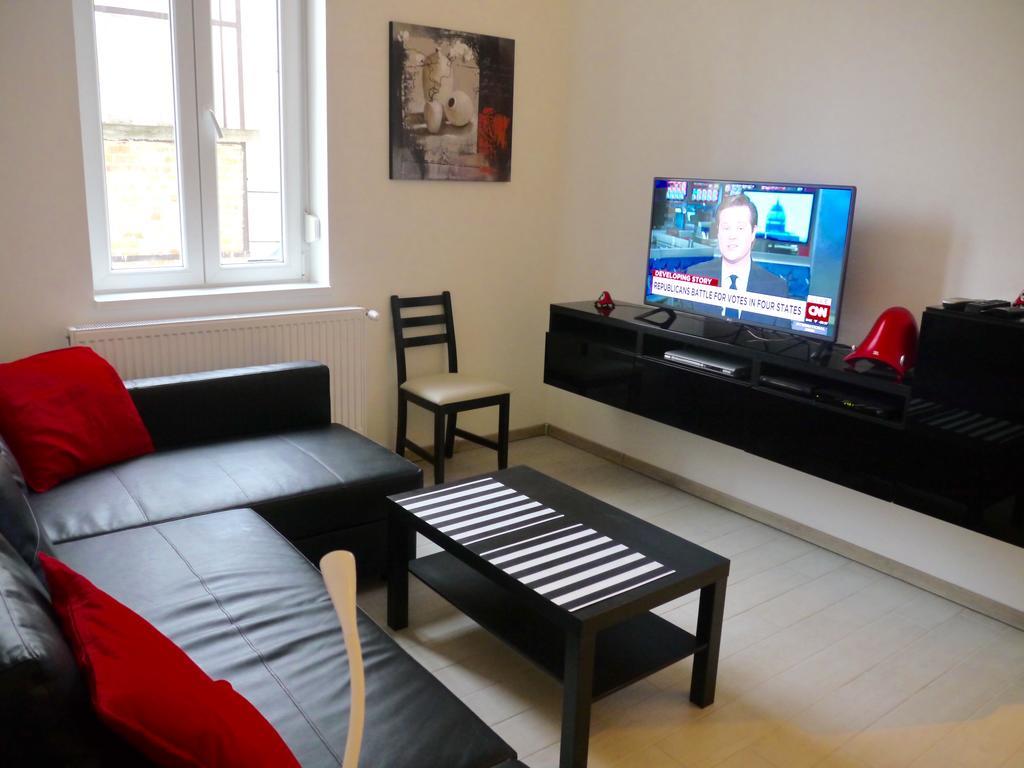 Inner-City Flat Budapest Bagian luar foto